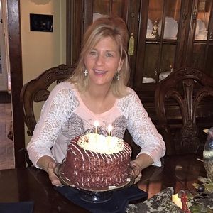 Meet your Posher, Jana